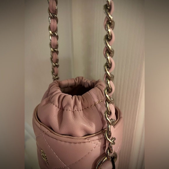 Steve Madden bottle purse.💗 - Picture 3 of 6